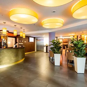 Stadthotel Am Römerturm Köln